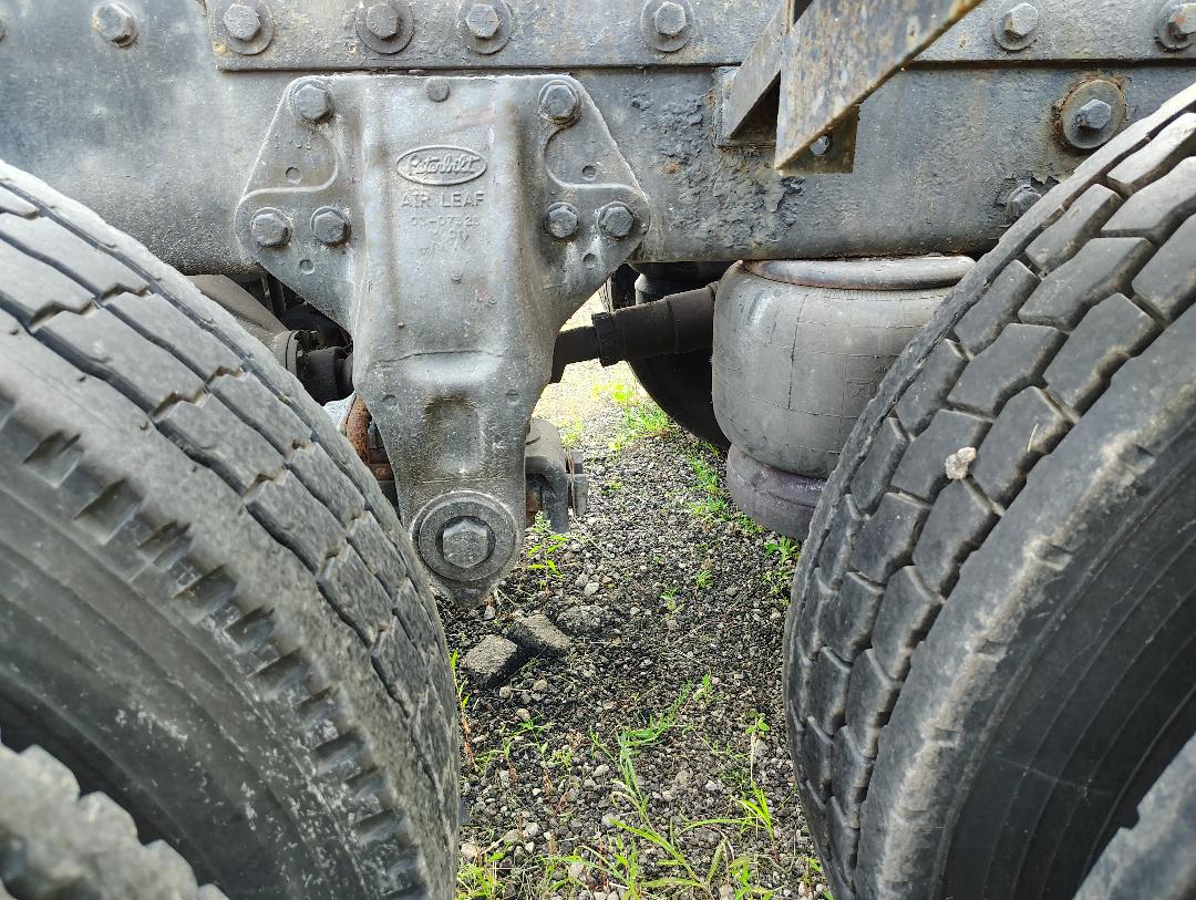 2000 PETERBILT 379 - Image 13